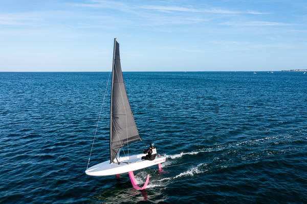 BirdyFish S   Vliegen over het water foiling zeilen 3.jpg 